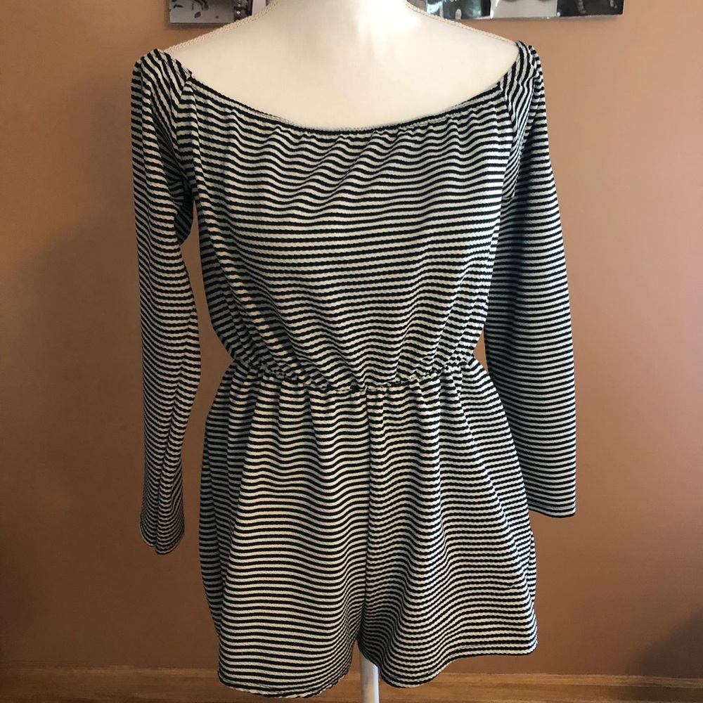 Off the Shoulder Striped Romper- Missguided